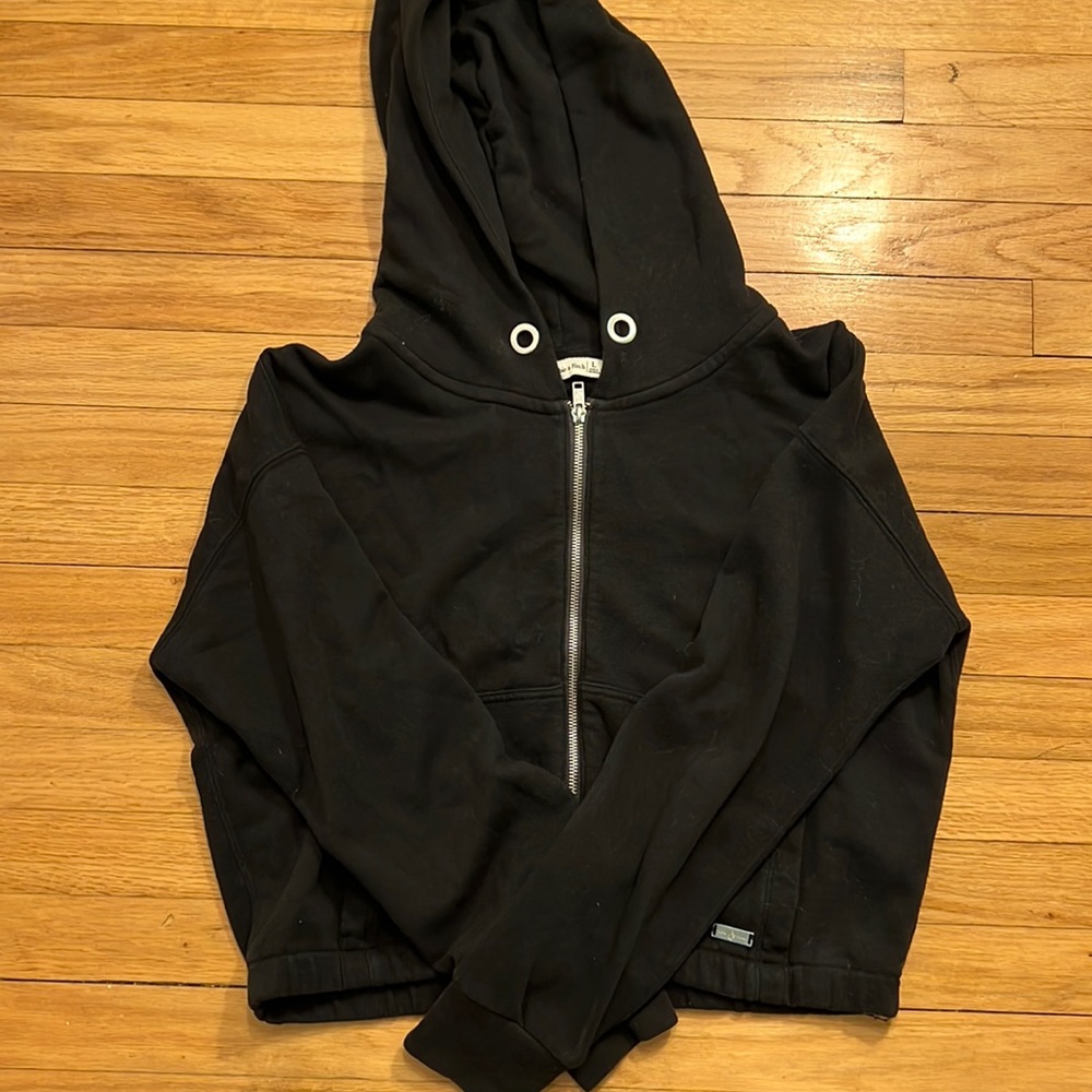 Abercrombie and Fitch 
Essential Mini Hooded Full-Zip